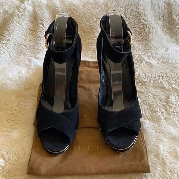 Gucci Suede Heels - Picture 2 of 7